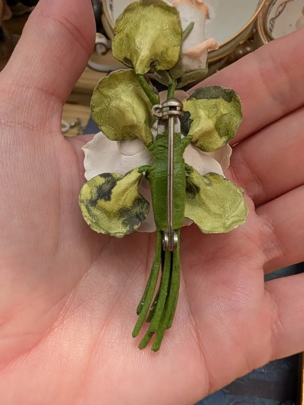 Vintage 1950's Handmade Unique Cream Roses Brooch - Picture 12 of 13